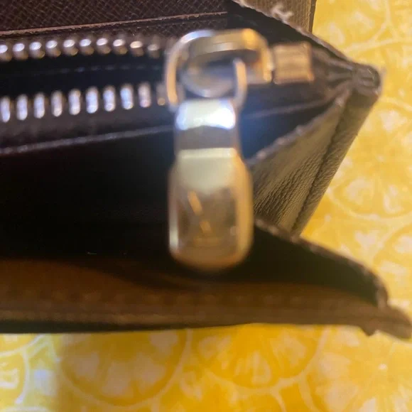 Louis Vuitton Damier Ebene Sarah wallet Authentic Project - Picture 8 of 12